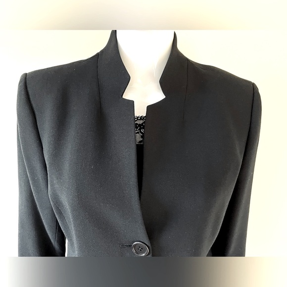 Zara Black Wool Blazer Black Fur Trims Two Buttons Front Closure US 10 - Picture 3 of 15